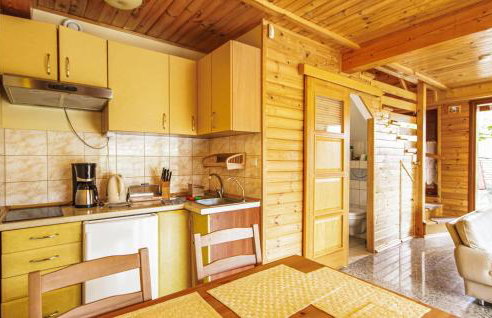 Beautiful Home In Stawiguda - Photo 7