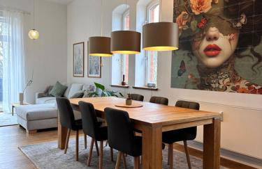 Stilvolle Altbauwohnung mit Charme - Foto 1