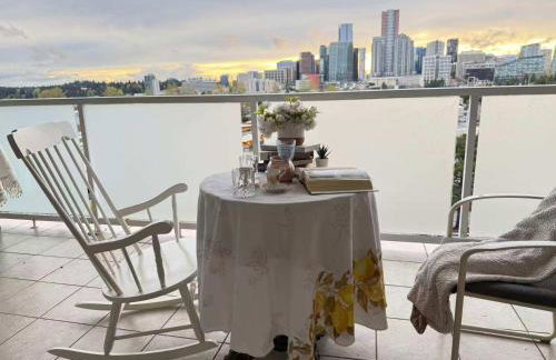 Pet Friendly Bellevue Condo with Stunning City Views - Foto 4