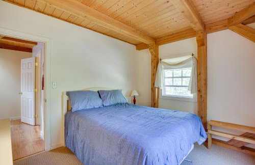 Frye Island Family Cabin with Lake and Beach Access! - Foto 19