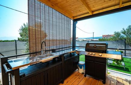 2-Bed House Sleeps 4 Jacuzzi 50 meters to Beach - Foto 9