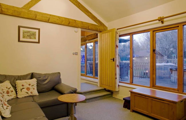 Squirrel Barn. Hi-spec. Hot tub & Wifi. Sleeps 14 - Foto 11