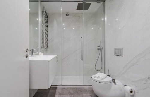 River Town View - Luxury Apartment with Jacuzzi on Terrace - Foto 33