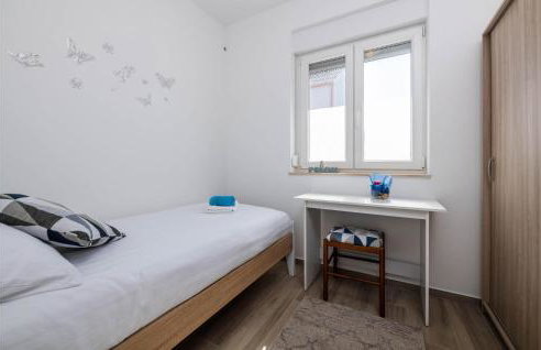 Amazing Home In Pula With Kitchen - Foto 38