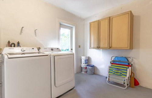 Quaint Cottage in a South Sarasota Neighborhood - Foto 38