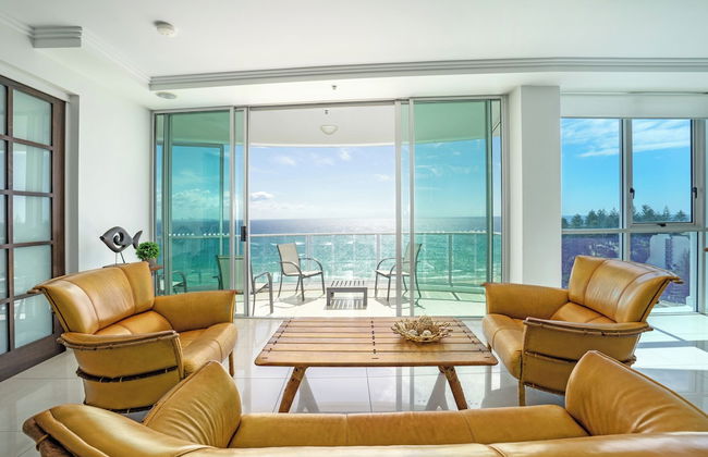 Reflection on the Sea - Foto 56