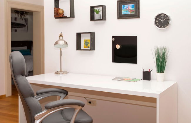 VIP Apartment - Photo 25