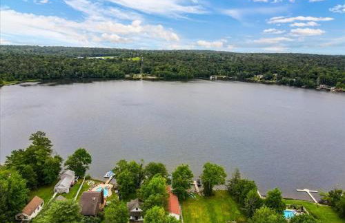 Catskills Lakefront with Hot Tub, Sauna and Theater - Foto 74