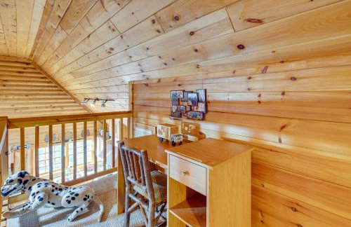 Pet-Friendly Cabin with Loft 5 Mi to Lake Lure! - Foto 19