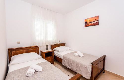 Apartmani Marina - Photo 43