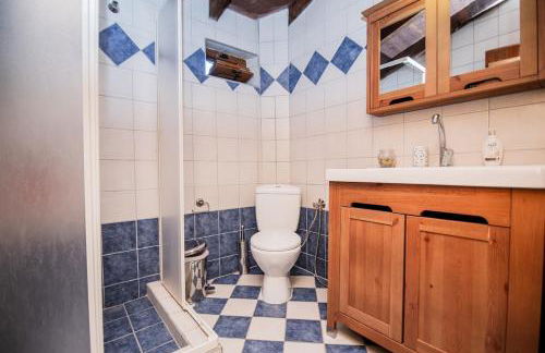 Mountain Stonehouse - By Alseides - Foto 4