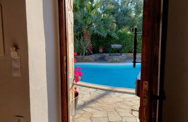 The Cocoon and olives Hut - Foto 42