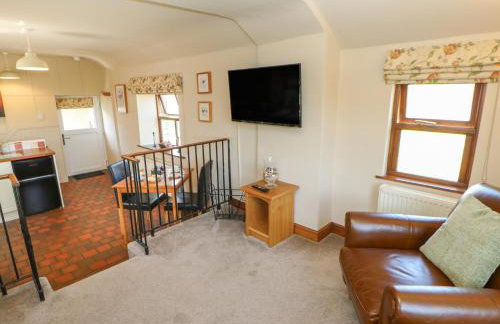 Meadows Edge - Photo 3