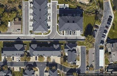 Deluxe Classy TownHouse With 2 car Garage, Work or Family! - Foto 14