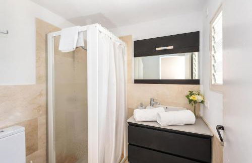 Casa con piscina y gran jardín - Foto 4