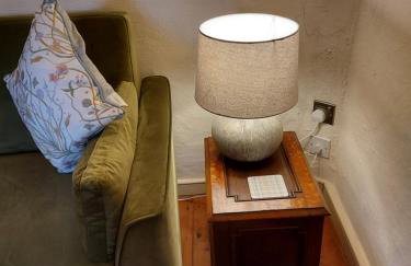 Puzzle Cottage, Quirky Dales Cottage for 2 - Photo 19