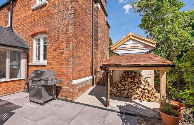 Luxury Home With Large Garden - The School House - Foto 17