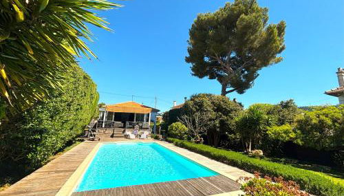 Cannes Charming Villa Private Pool near beaches new award 10 out of 10 - Foto 2, Garden, sunbed, Garden view