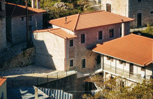 Nema Dimitsana Suites - Photo 21