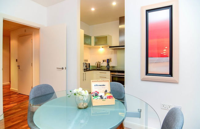 Canary Wharf - Corporate River View Apartments - Photo 75