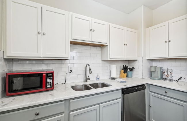 Cove Cottage - 3 Bedroom w/Private Pool. Sleeps 6. Quiet Community, Close to Fishing Marinas. 3 Home by RedAwning - Foto 9