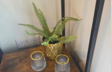 Newly Refurbished Townhouse - Foto 17