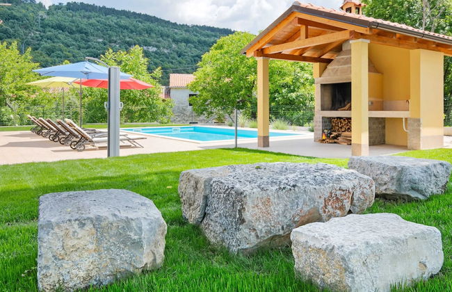 Quaint Holiday Home near Buzet with Terrace - Foto 27