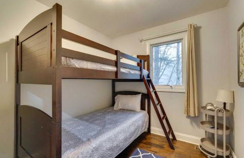 Lakefront Butler Home with Hot Tub and Fire Pit! - Foto 17