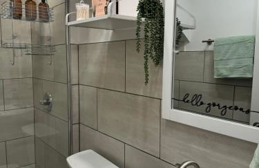 Jungle House Downtown Columbus - Modern Boutique Suites - Foto 27