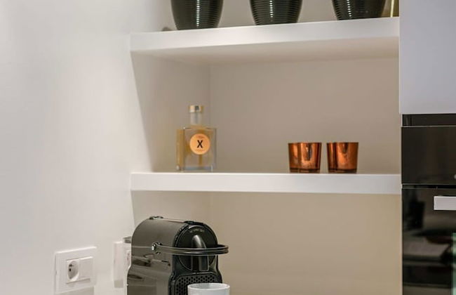 Modern Apartment With Terraces and Parking - Photo 32