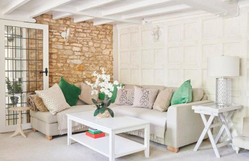 Boutique Chic In Blockley - Photo 27