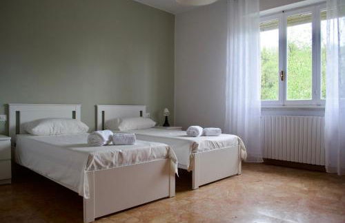 Appartamento ristrutturato con piccola vista lago - Foto 21