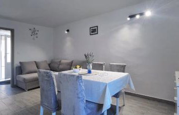 Apartment Z - Photo 4