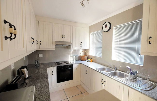 The Pelican - Stunning 3-bedroom Holiday Home in Langebaan - Foto 18