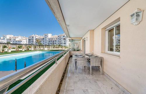 New and Modern Apartment in the heart of Puerto Banús - Foto 12