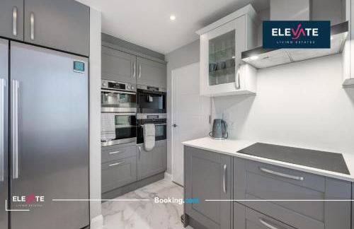 Exclusive Offers I 5 Bedroom House I Free Parking I Sleeps 10 I Elevate Living Estates Short Lets & Serviced Apartments - Foto 17