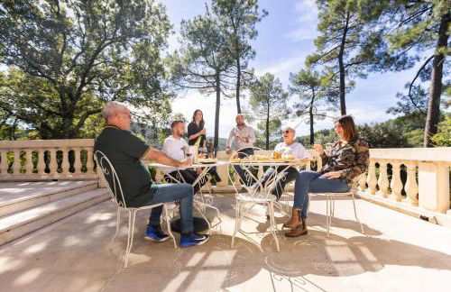 "Les Hauts du Marquet" - Meublé de tourisme 5 Etoiles - Gîte de groupe 15 Personnes en Cévennes - Piscine à débordement - Balnéo - Sauna - Nature - Foto 69