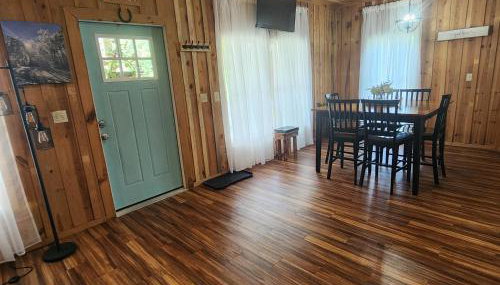 Unique Country Cabin Meets Farmhouse Modern!!! - Foto 5