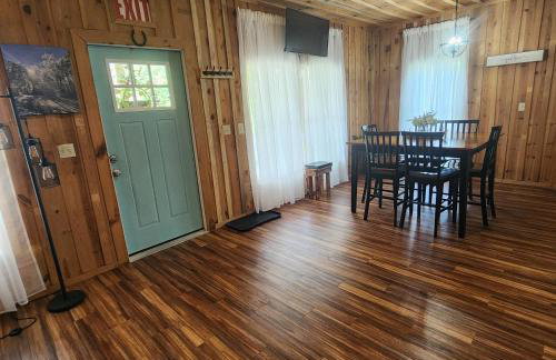 Unique Country Cabin Meets Farmhouse Modern!!! - Foto 5