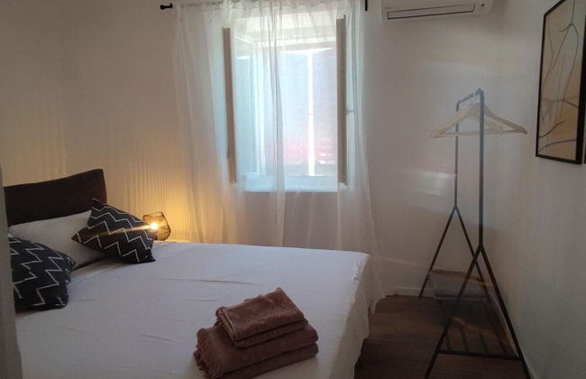 Stunning 2-bed House in Jezera With Sea Views - Foto 5