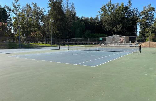 2BR APT with Brand new super quite AC, Washer, Dryer, Free EV Station, Free Parking in Cupertino - Foto 34