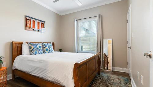 Mid-City 4BR w Pool & Balcony Near Streetcar & FQ - Foto 4