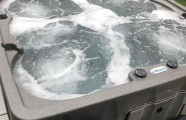 Cherry Hill - Minutes to Downtown! Hot Tub, Spacious Yard & Dogs OK! - Foto 7