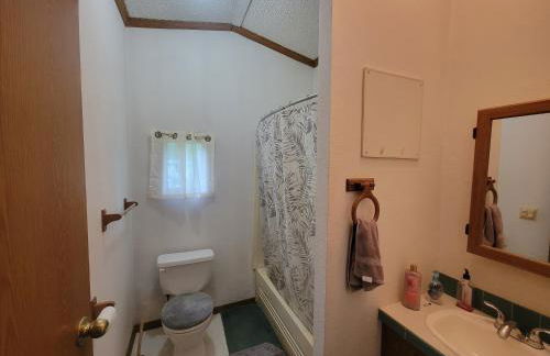 Camp Not Found - 3 Queen Bedrooms by the lake - Foto 9