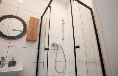 Serviceroom24 - Apartment 3 in Recklinghausen Hoch WLAN - Smart-TV - 24-7 Check-in und Küche - Foto 12