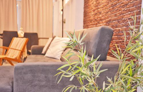 Potamos Superior Grey Apartment - Photo 3