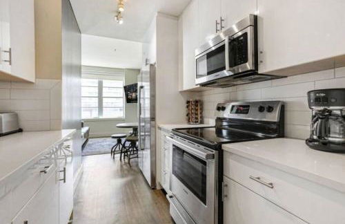 Modern Condos in California Building by Hosteeva - Foto 146