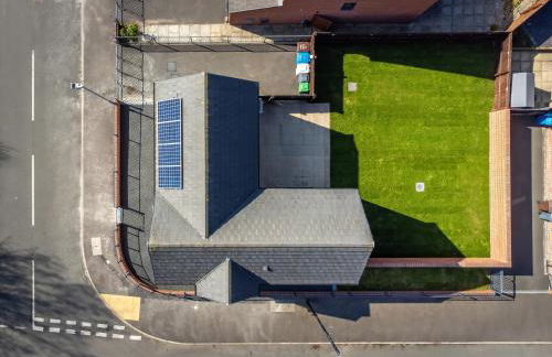 Large Family House with free parking - 3 bedrooms 6 beds - Foto 16