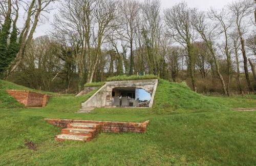 The Transmitter Bunker - Photo 26