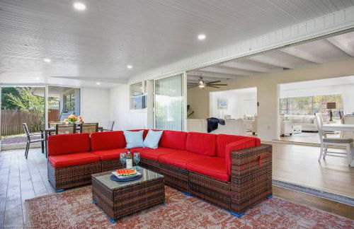 Gorgeous Grove Contemporary Family Home - Foto 22